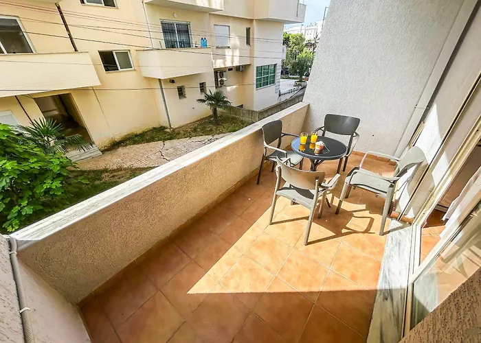 The Azure Gaze Residences Appartement Durrës